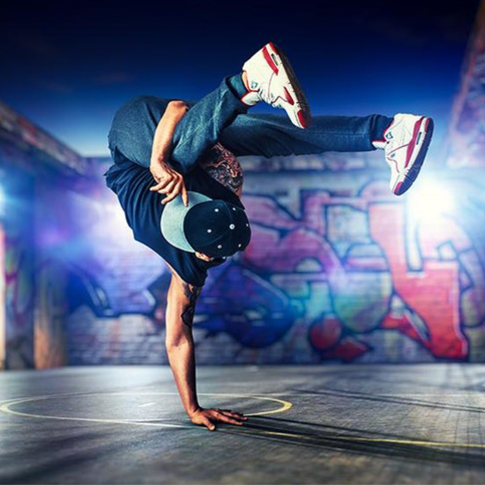 Break Dance | R-evolution Studio